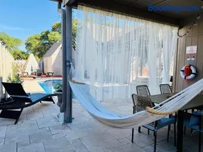 Private Heated Pool - Sound to Shore - 1930s Tudor - Image 3