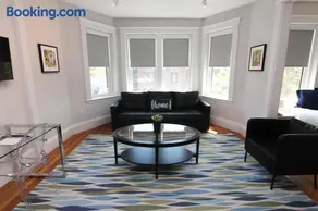 Large Studio w/ Queen AND Sofa Bed..#38 - Image 4