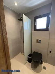 Astravi Rooms - Image 3