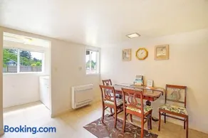 You Won't Be Crabby After Staying Here - Image 2
