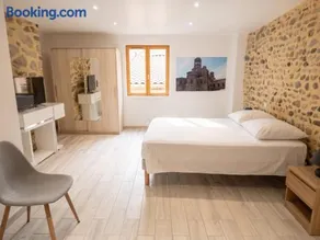 Maison confortable au cœur de Brioude avec parking privé. - Image 1