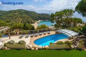 Villa Mitjorn Cala Canyelles - Image 1