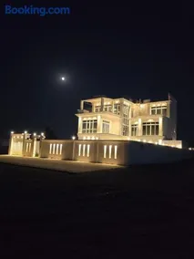 Beach Palace Resort - Image 2