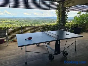 Chambre indépendante, grand lit 180x200cm, piscine de 16m avec vue magnifique - Image 3