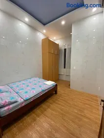 Happyhouse 92 - Image 4