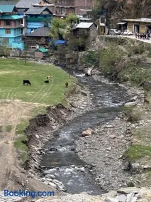 Green Valley Homestay and Cafe - Image 3