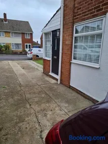 Double Room in a 3-bed house - Image 3