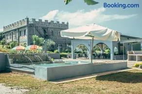 IL PICCOLO CASTELLO- Italian-inspired Castle - Image 4