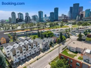 The Weekender Cozy Bridgeland Retreat Sleeps 2 - Image 1