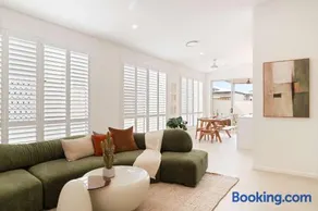 Sage Palmview - Home Away From Home - Image 2