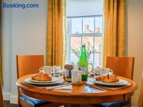 2 Bed in Norwich oc-85833 - Image 3