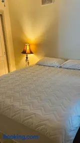 Aum Serene Stay - Image 5