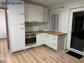 Napfény Apartman - Image 2