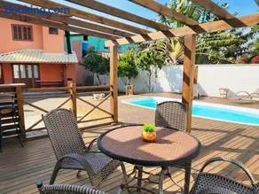 Partiu Praia SC- Piscina, Ar condicionado, wi-fi, duas quadras da praia e centrinho - Image 1