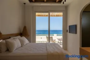 Pelagos Seaside Retreat Naxos - Image 1