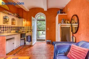 Eco-friendly Gite With Pool - Image 2