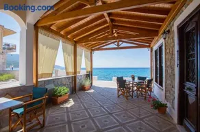 Amfilissos Hotel - Image 1