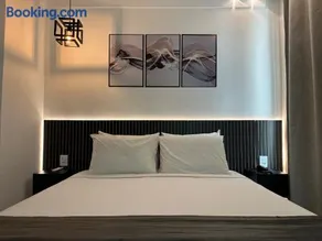 Status Elegance Hotel - Image 3