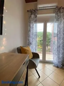 Laki's House Οροφοδιαμέρισμα με σοφίτα - Image 3