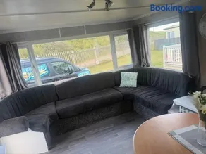 Colemans Caravans 3 Bedroom 6 Birth Caravan Golden Anchor Caravan Park - Image 5