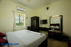 Srichand Business Class Rooms - Image 4