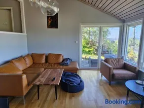 Beautiful Villa with amazing view in Bergen. - Image 3