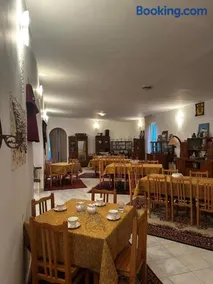 Babostan Stumrad, ბაბოსთან სტუმრად - Image 2