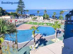 Costamar Oceanview 1 Bed Apartment - Image 1