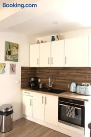 Joli appartement avec balcon au coeur de Forcalquier - Image 3