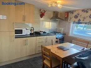 Red Deer Village Holiday Park - 3 Bedroom, Self-Catering Chalet - Image 4
