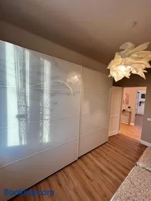 Serafini House - Image 2