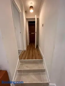 1 Bedroom Seafront Lower Ground Floor Apartment with Private Parking - Image 1
