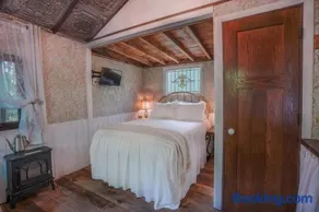 Vintage Wild West Tiny Hotel in the Woods! - Image 4