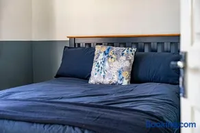 Comfy 3 Bed House - Image 5