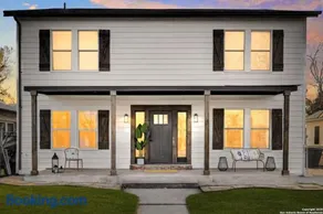 Gorgeous 6BR Sleeps 18 w Hot Tub - Image 2