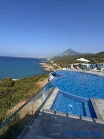 The Rocas Hotel - Image 3