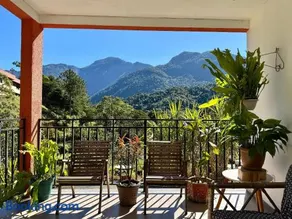 Refúgio na Serra com Piscina e Vista das Montanhas - Image 3