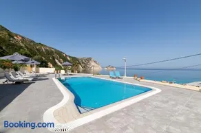 Petani Beach Suites - Image 2