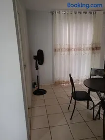 Apartamento simples e central - Image 2