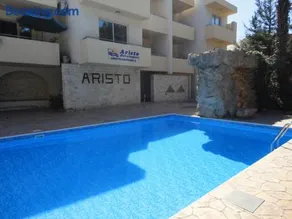Paphos Holiday Home - Image 5