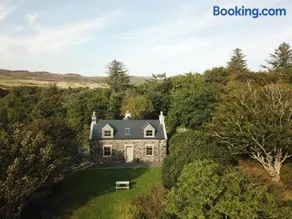 Dunvegan Castle Keepers Cottage - Image 1
