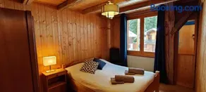 LA JOLIE BERGERE - Image 3
