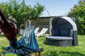 House with pool and garden in Esmoriz near Porto - Image 2