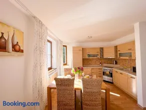 Slnečný 2-izbový apartmán Pod lesom, Vysoké Tatry - Image 5