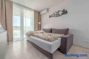 SkyFlat Bratislava-New Apartment near Airport - Image 3