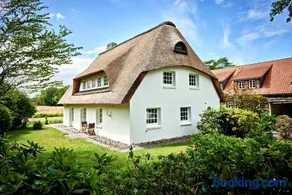 Reetdach-Villa mit Blick in die Natur - 160m² Entspannung pur - Image 2