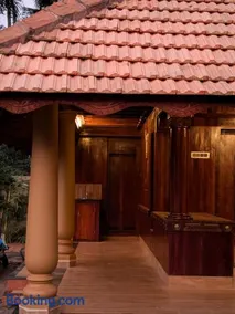Green Lake Homestay - Image 2