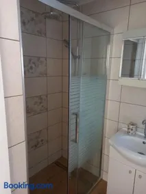 Studio Apartman - Image 2