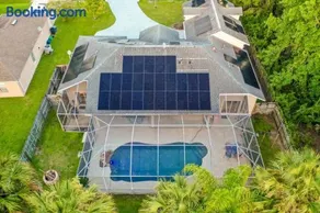 Salty Heated Pool Escape - Nearby Beach - Image 2