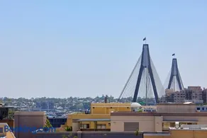 2 Bedroom Darling Harbour Waterviews Pool Sydney - Image 2